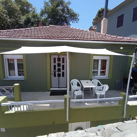 Kalderimi 'olive Green' Traditional House Apartment Promirion