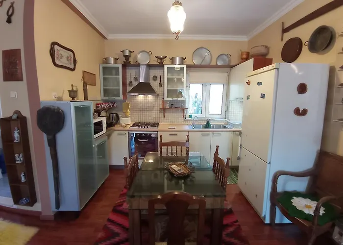 Kalderimi 'olive Green' Traditional House * Promirion