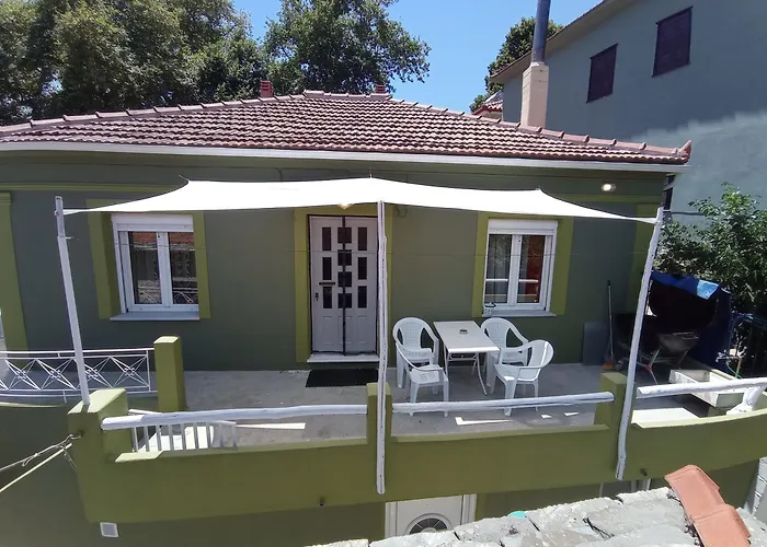 Kalderimi 'olive Green' Traditional House Apartment Promirion