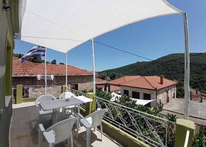 Kalderimi 'olive Green' Traditional House Promirion